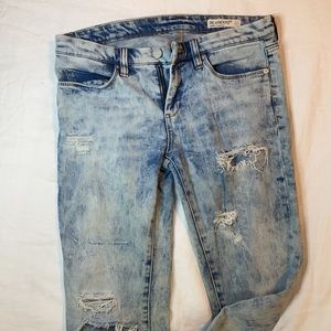 Whitewash skinny denim jeans